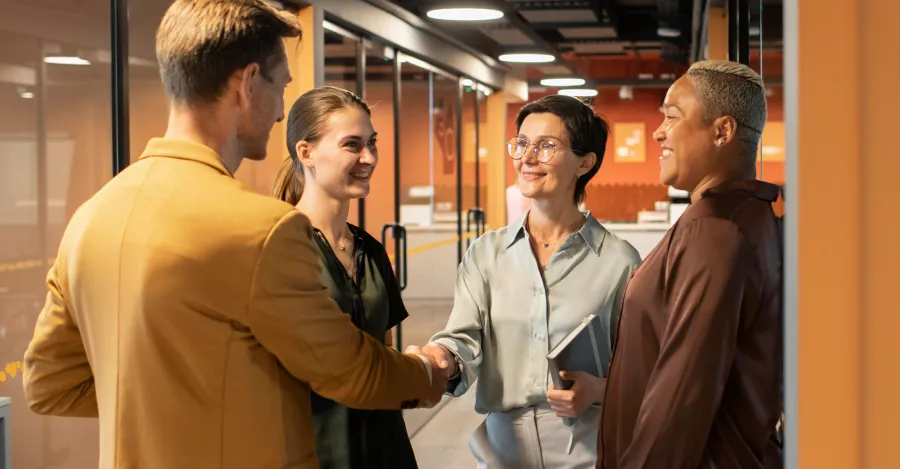 Se empreender é coragem, abrir uma franquia é coragem com direção. Reprodução: Internet